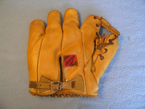 Pepper Martin Rawlings 400V Back Doug